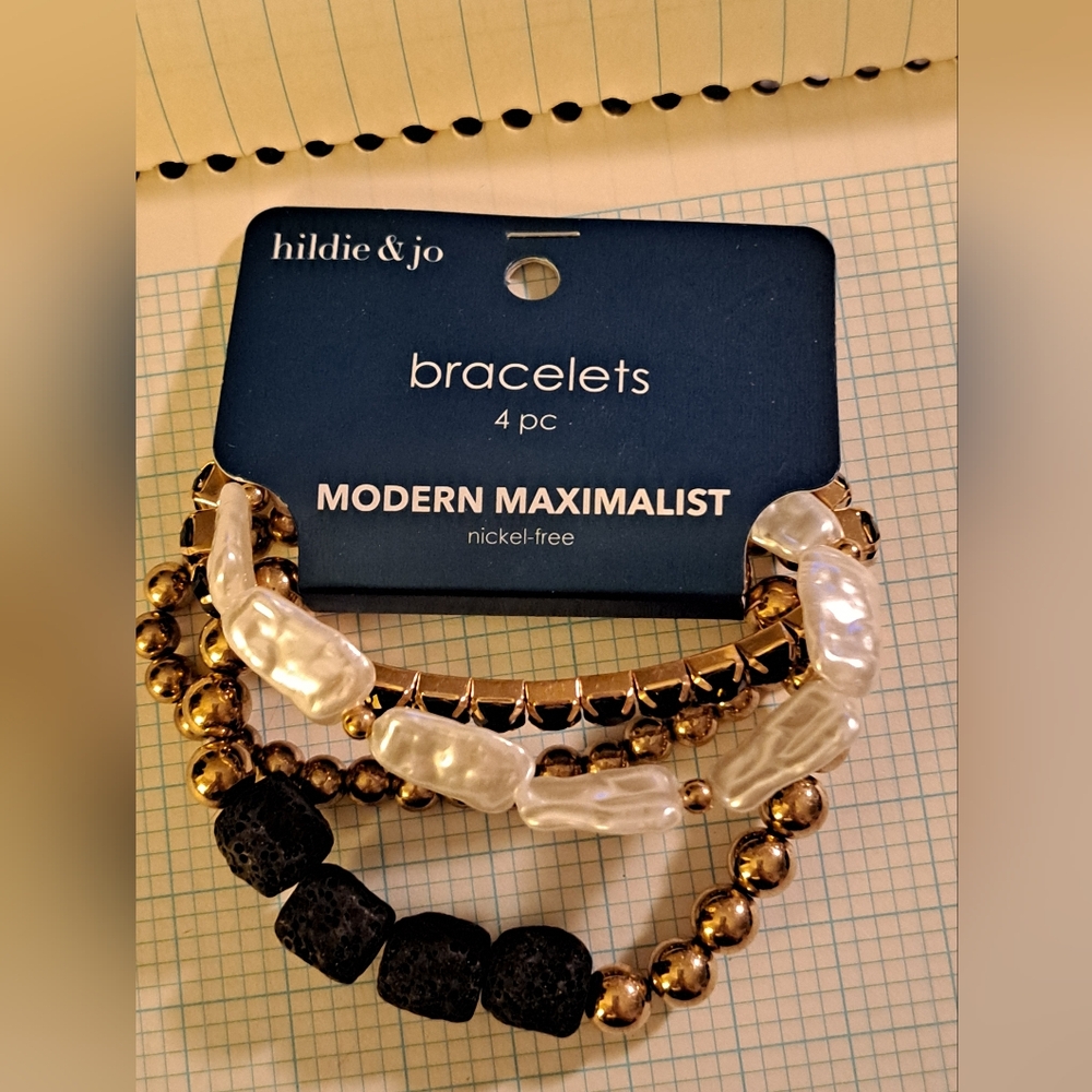 New NWT Chic Gold Pearl and Black Beaded Bracelet Set